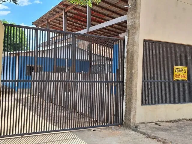 Imagem 2: Casa 2 Quartos com Ponto Comercial