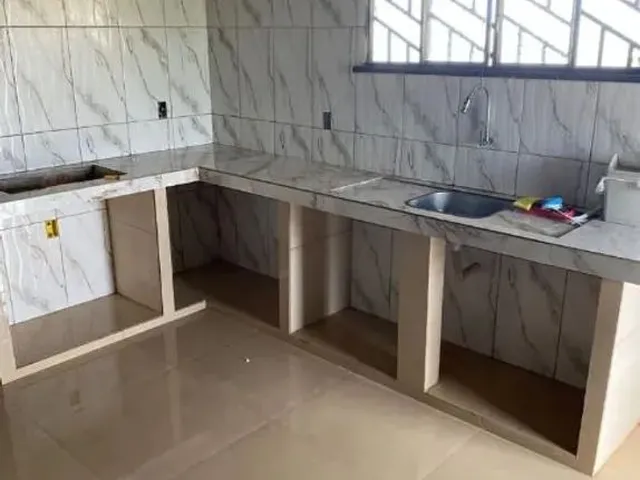 Imagem 7: Vendo Casa com 3 Quartos Sala Cozinha e Varanda. Ou Troca Contato Watts *75