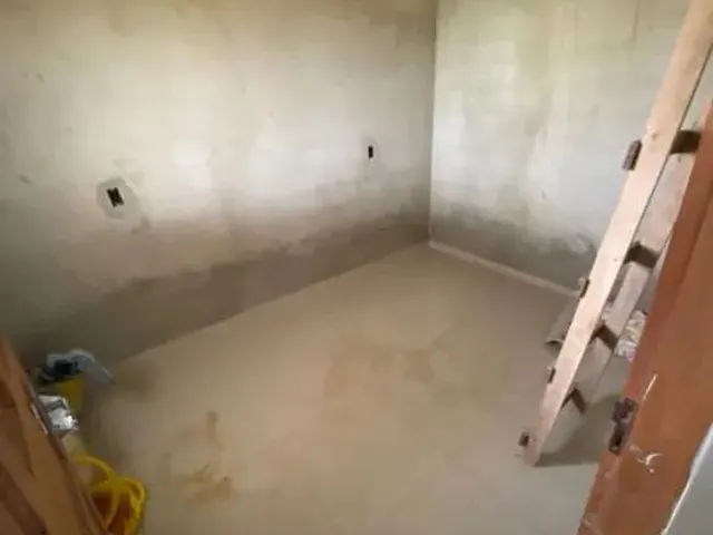 Imagem 8: Vendo Casa com 3 Quartos Sala Cozinha e Varanda. Ou Troca Contato Watts *75