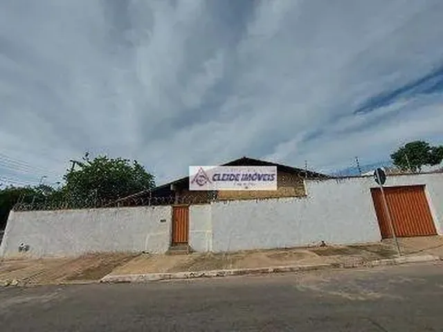 Imagem: Casa com 3 Dormitórios À Venda, 181 M²