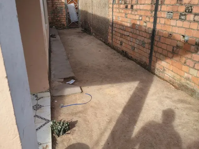 Imagem 2: Vendo Ou Alugo Casa Jardim Tropical Dois Quartos Sala Cozinha Área de Serviço Varanda