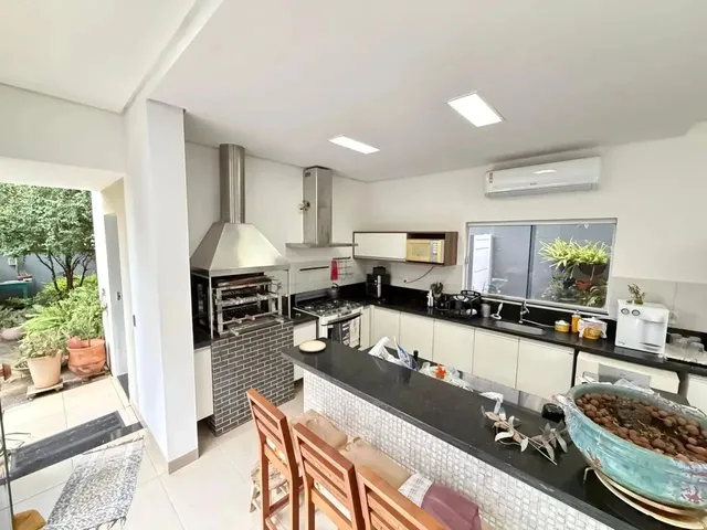 Imagem 2: Sobrado - Condomínio Beldevere I