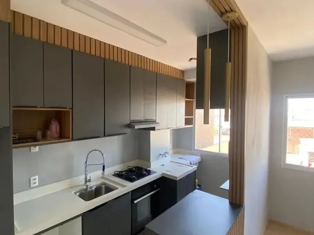 Imagem: O apartamento possui 2 Dormitórios, 1 Banheiro, 4 Vagas na