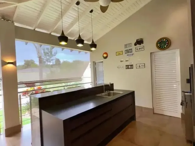 Imagem 11: Imóvel para Venda Tem 320 Metros Quadrados com 3 Quartos em Despraiado - Cuiabá - Mt
