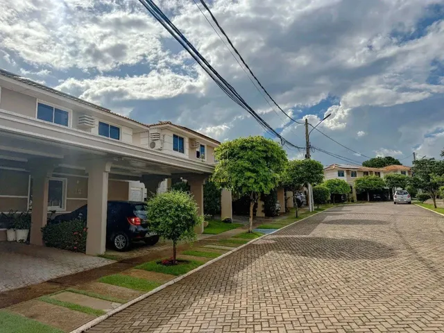 Imagem: Sobrado À Venda no Condomínio Villa Borghese