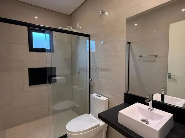 Imagem 13: Casa Térrea de Alto Padrão À Venda em Excelente Localização