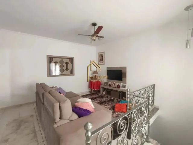 Imagem 2: Sobrado com 5Q/1Suite À Venda Bairro Cidade Alta