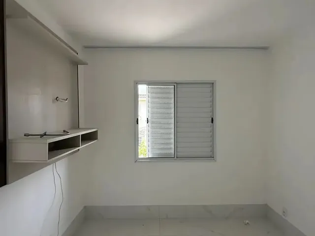 Imagem 4: Sobrado para Aluguel e Venda Possui 165 M2 com 3 Quartos - Condomínio Village do Bosque