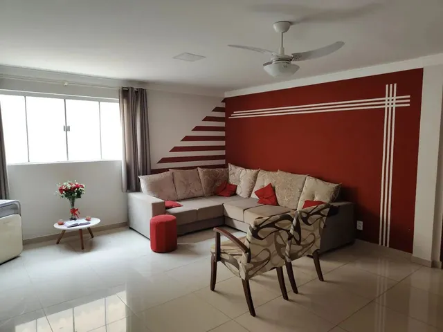 Imagem: Excelente Sobrado À Venda com Ampla Área