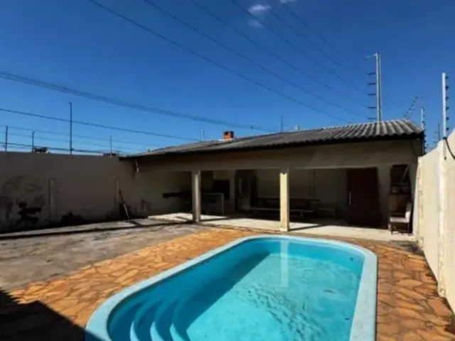 Imagem 15: Vendo Casa - 480M2 - 3Q - 4Bh - Jardim Itália - Placa Solar - Piscina - Rua Sem Saida