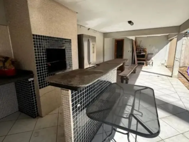 Imagem 14: Vendo Casa - 480M2 - 3Q - 4Bh - Jardim Itália - Placa Solar - Piscina - Rua Sem Saida