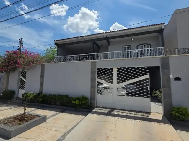Imagem 2: Jardim das Palmeiras - Sobrado 4 Quartos, Piscina - 400 M² Construídos