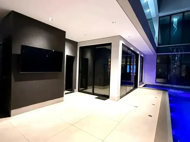 Imagem 6: Casa Luxo - Condomínio Beldevere 2