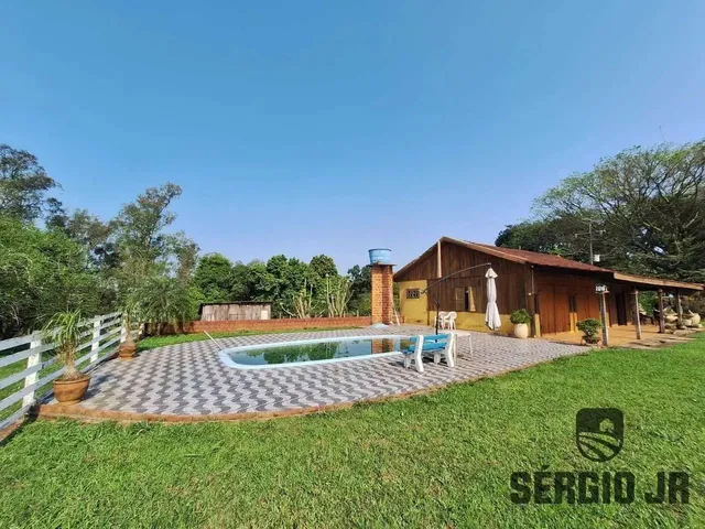 Imagem: Propriedade com 4Ha, 2 Casas, 2 Galpões