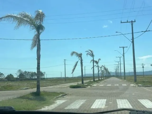 Imagem: Lindo Terreno na Praia de Imbé