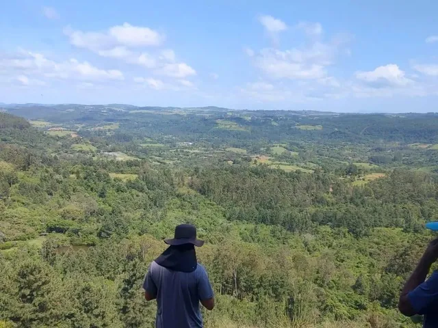 Imagem 4: Sítio 24 Hectares com Vista Panorâmica - Entrada + Parcelamento Direto