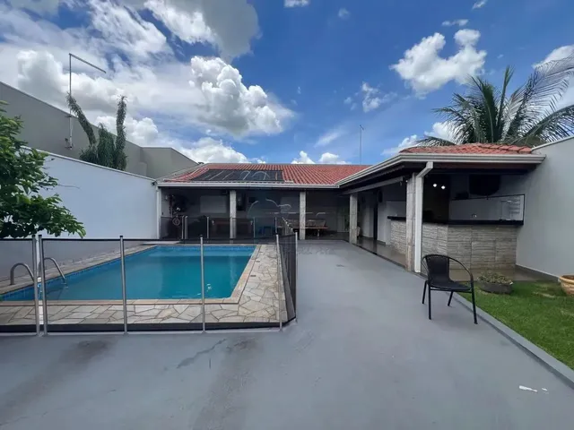 Imagem: Casa de 130M² com 02 Quartos À Venda em