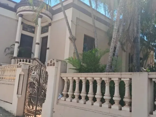 Imagem: Casarão Histórico com 5 Quartos, em 897M2