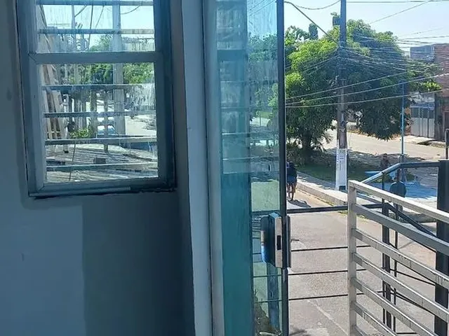 Imagem 2: Casa com Um Quarto,Nos Altos