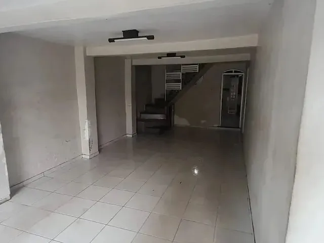 Imagem 14: Alugo Casa Ampla no Conj. Abelardo Conduru de 2 Pav. com 5/4 Sendo 4 Suítes e 2 Vgs de Ga