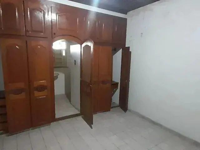 Imagem 8: Alugo Casa Ampla no Conj. Abelardo Conduru de 2 Pav. com 5/4 Sendo 4 Suítes e 2 Vgs de Ga