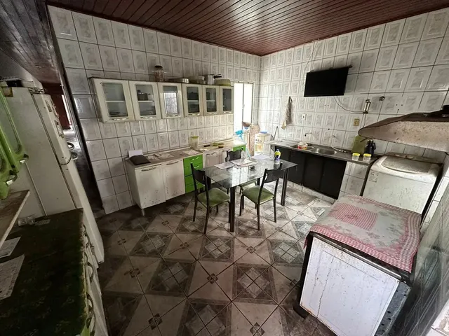 Imagem 9: Imóvel Comercial com 300 M² com 3 Suítes + 4Vgs - Umarizal/Fátima - Belém - Pa