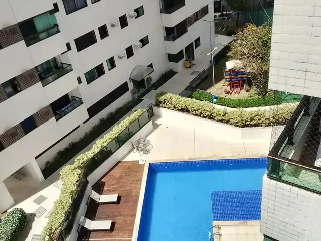 Imagem: O apartamento possui 2 Dormitórios, 1 Suíte, 2 Banheiros,