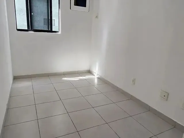 Imagem 4: Vendo Apartamento do Lado do Corredor Vera Arruda! 3/4 Sendo Um Suíte!