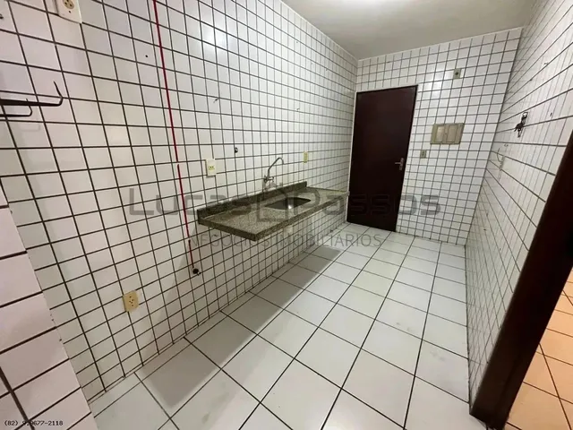 Imagem 10: Apartamento para Venda em Maceió, Barro Duro, 3 Dormitórios, 1 Suíte, 3 Banheiros, 1