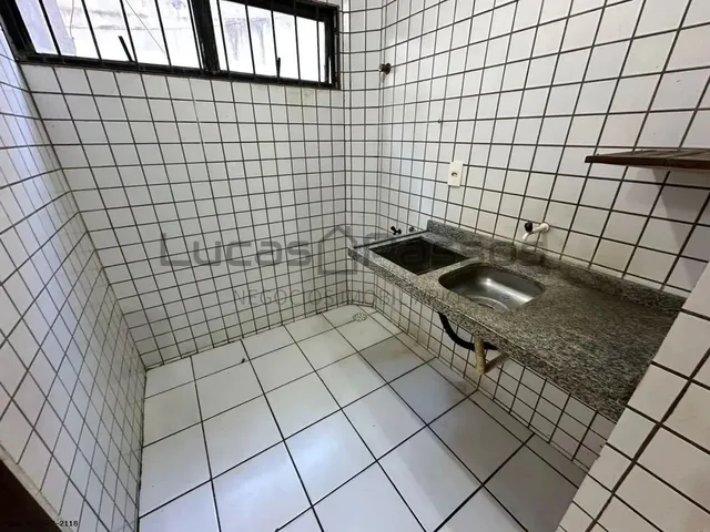 Imagem 9: Apartamento para Venda em Maceió, Barro Duro, 3 Dormitórios, 1 Suíte, 3 Banheiros, 1