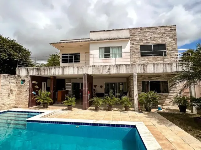 Imagem: A casa em condomínio possui 4 Dormitórios, 1 Suíte, 5