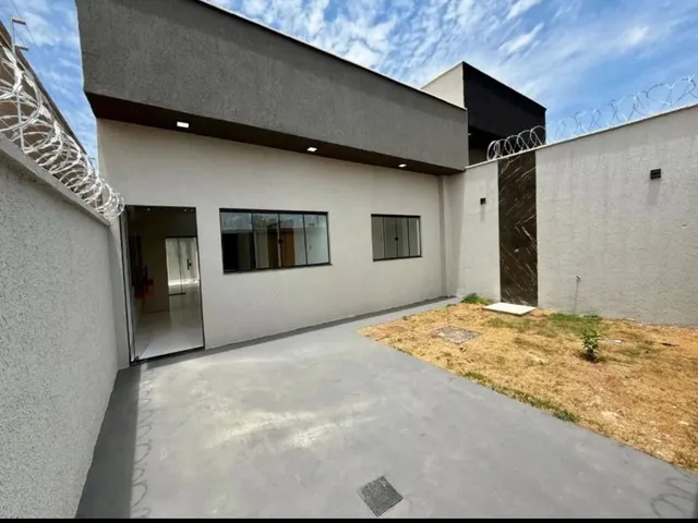 Imagem: A casa em condomínio possui 3 Dormitórios, 1 Suíte, 2