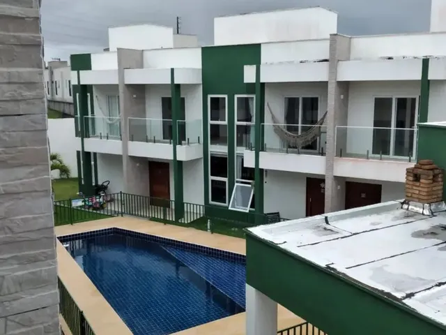 Imagem: A casa em condomínio possui 3 Dormitórios, 3 Banheiros, 1