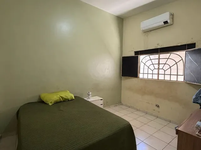 Imagem 12: Casa na Gruta - Leia a Descrição