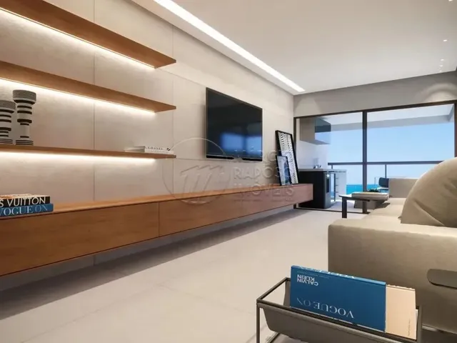 Imagem 3: Apartamento À Beira-Mar com 3 Suítes e Varanda À Venda no Edf. Varandas Mar do Norte