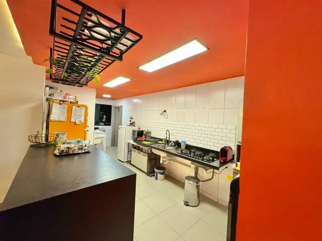 Imagem 2: Vendo Apartamento de Alto-Padrão, Entre o Corredor Vera Arruda e a Praça da Mulher