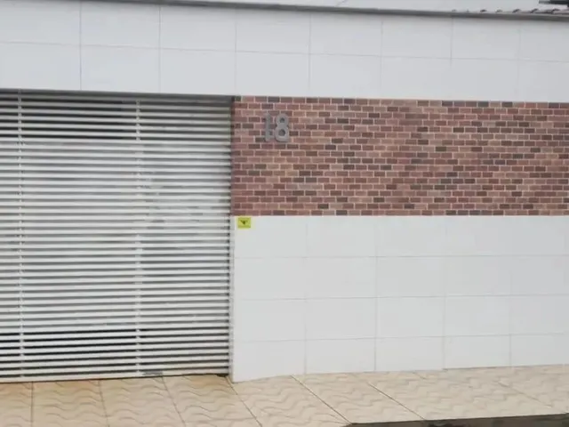Imagem: O apartamento possui 3 Dormitórios, 2 Banheiros, 2 Vagas