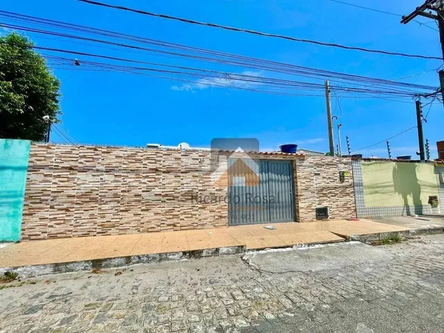 Imagem 3: Casa no Poço C/ 3 Quartos, Suíte, Piscina e 200M² de Área Total!!!