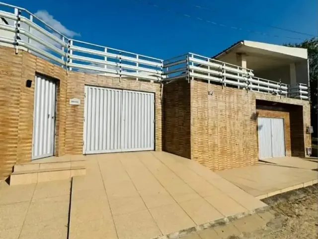 Imagem: Casa À Venda em Rua Pública, Barro Duro