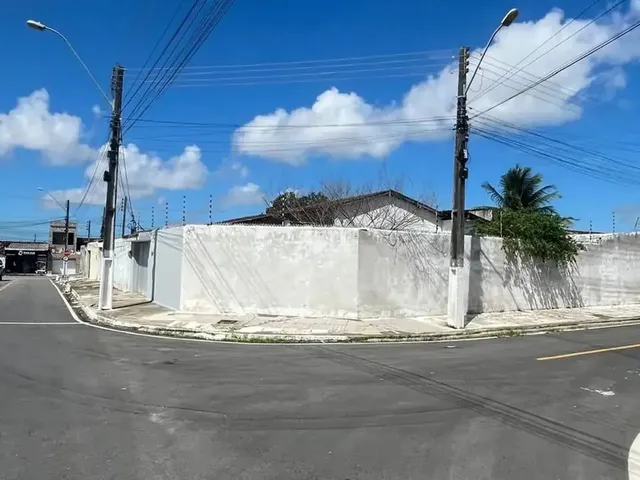 Imagem: A casa possui 2 Dormitórios, 1 Banheiro, 50m² de Área e