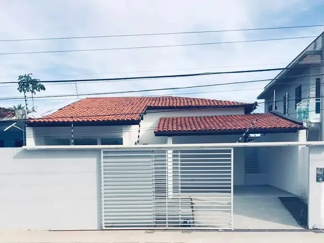 Imagem: A casa em condomínio possui 3 Dormitórios, 2 Suítes, 3