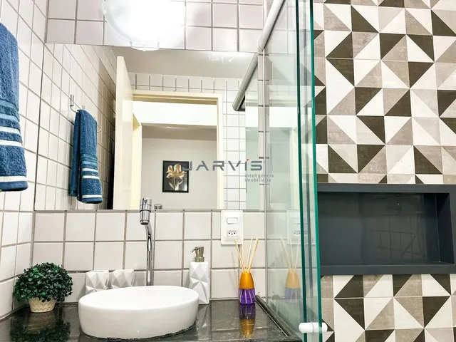 Imagem 15: Apartamento Totalmente Mobiliado À Venda na Ponta Verde, com 1 Quarto e 1 Vaga D