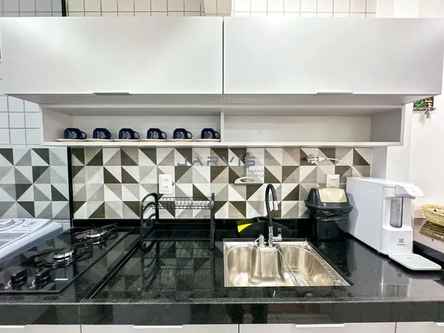 Imagem 9: Apartamento Totalmente Mobiliado À Venda na Ponta Verde, com 1 Quarto e 1 Vaga D