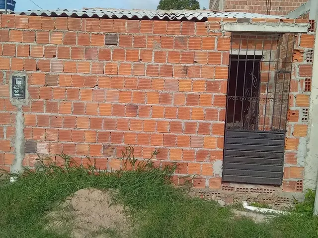 Imagem: A casa possui 1 Dormitório, 1 Banheiro, 5m² de Área e