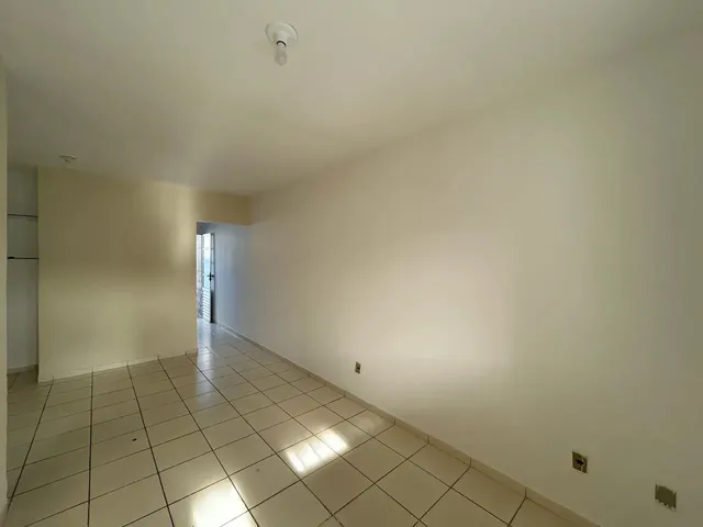 Imagem 3: Casa À Venda na Cidade Universitária Espaço, Praticidade e Excelente Localização