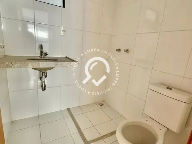 Imagem 2: Apartamento 2/4 Sendo 1 Suite - Mangabeiras - Maceió -Al