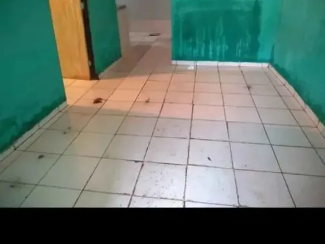 Imagem 2: Vende_Se Ou Troca_Se Está Casa ?