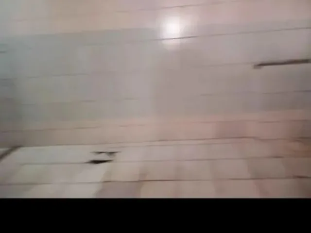Imagem 6: Vende_Se Ou Troca_Se Está Casa ?