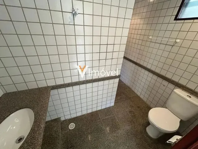 Imagem 10: Apartamento para Venda em Maceió, Ponta Verde, 3 Dormitórios, 2 Suítes, 3 Banheiros