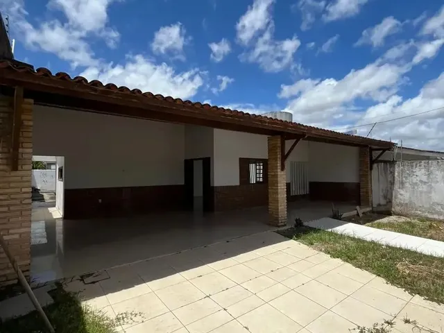 Imagem: Ótima Casa a Venda 4 Quartos Sendo 2 Suítes